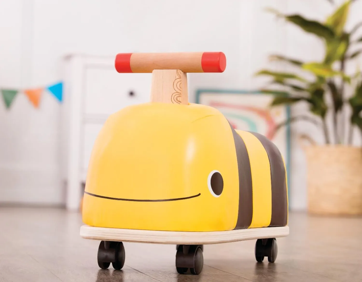 B.Toys Boom Buggy - jeździk PSZCZÓŁKA