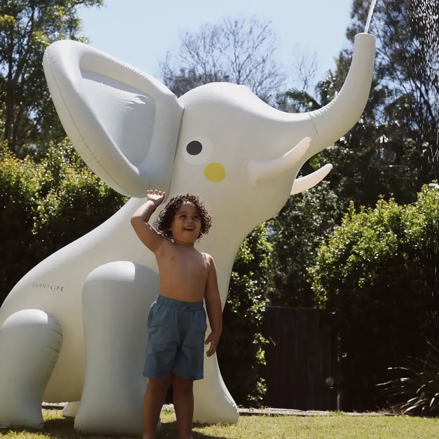 Sunny Life Dmuchany zraszacz gigant - Eli the Elephant