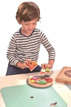 Tender Leaf Toys Drewniana pizza z dodatkami na rzepy