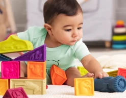 B.Toys Elemenosqueeze – klocki miękkie – zestaw duży