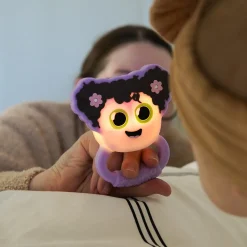Glo Pals Grzechotka - gryzak świecąca w ciemności, aktywowana ruchem - Lumi