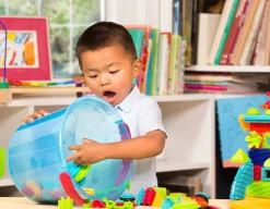 B.Toys Jungle Adventure Bucket - klocki jeżyki w wiadrze - zestaw DŻUNGLA, 128 elementów