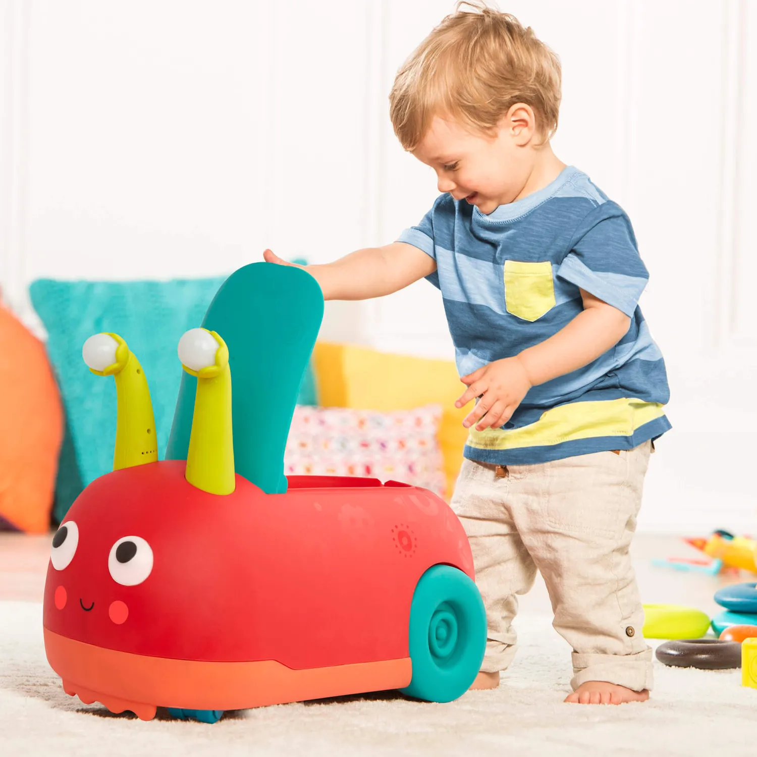 B.Toys Ladybuggy – jeździk-biedronka