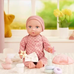 LullaBaby Lalka niemowlę ze smoczkiem, w piżamce w serduszka i czapeczce