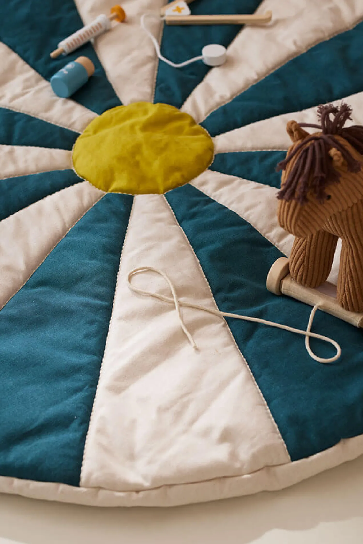 Dzieci Kids Concept Mata do zabawy Circus - niebieska