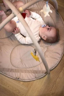 Dzieci Filibabba Mata edukacyjna z 3 zabawkami - Beige