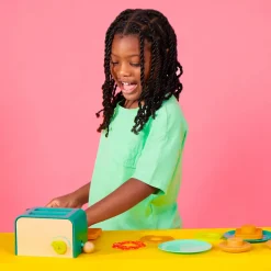 B.Toys Mini Chef - Breakfast Playset - toster i akcesoria śniadaniowe