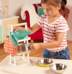 B.Toys Mini Chef - Pot-n-Pan Playset - zestaw realistycznych naczyń i przyborów kuchennych ze stojakiem