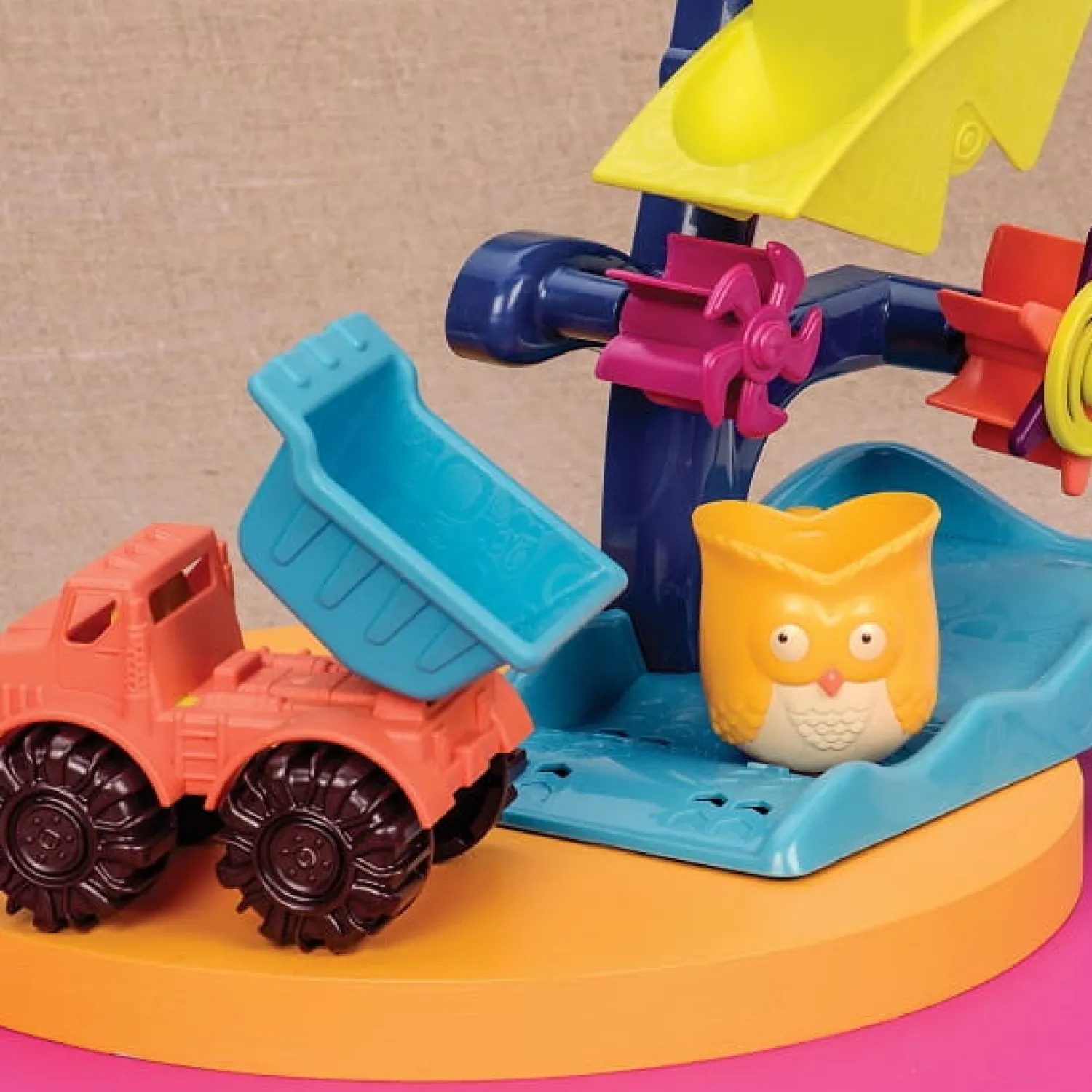 B.Toys Owl About Waterfalls – młyn wodny – kaskada z atrakcjami