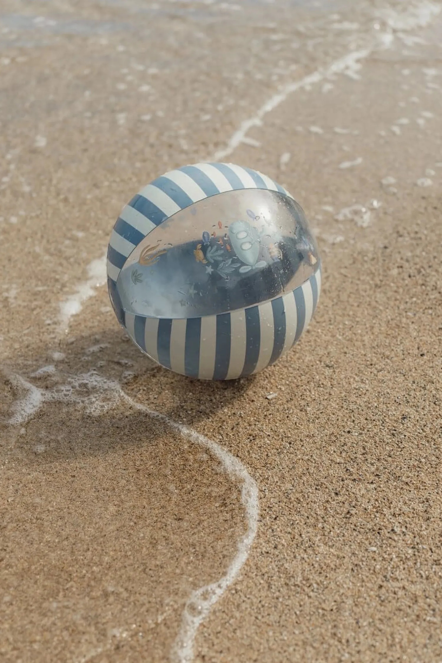 Little Dutch Piłka plażowa Ocean World 35cm
