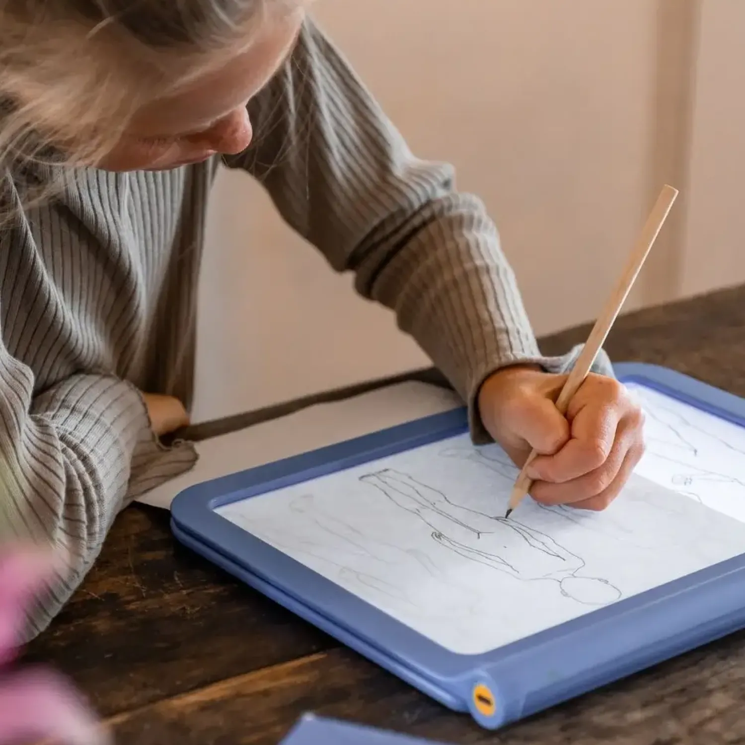 Kidywolf Podświetlany tablet do nauki pisania i rysowania KIDYDRAW-PRO - niebieski