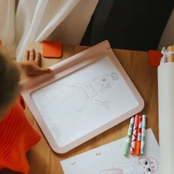 Kidywolf Podświetlany tablet do nauki pisania i rysowania KIDYDRAW-PRO - różowy