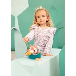 Lilliputiens Przytulanka kotek z koszyczkiem i akcesoriami Kotka Jeanne 12 m+