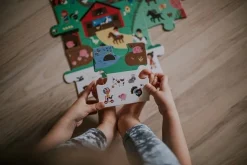 Janod Puzzle obserwacyjne w walizce Farma 24 elementy 3+