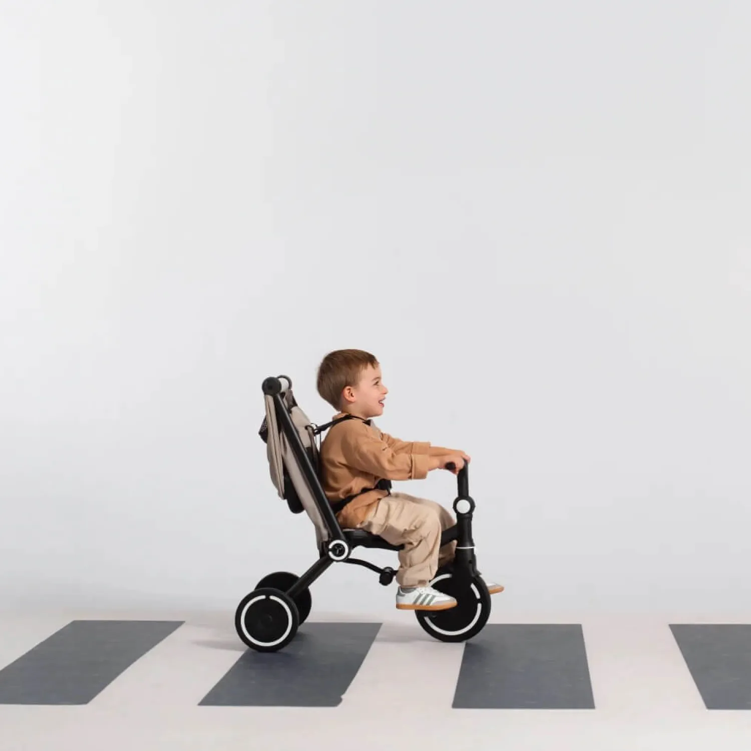 smarTrike Rowerek z funkcją wózka Wonder MAX - beżowy