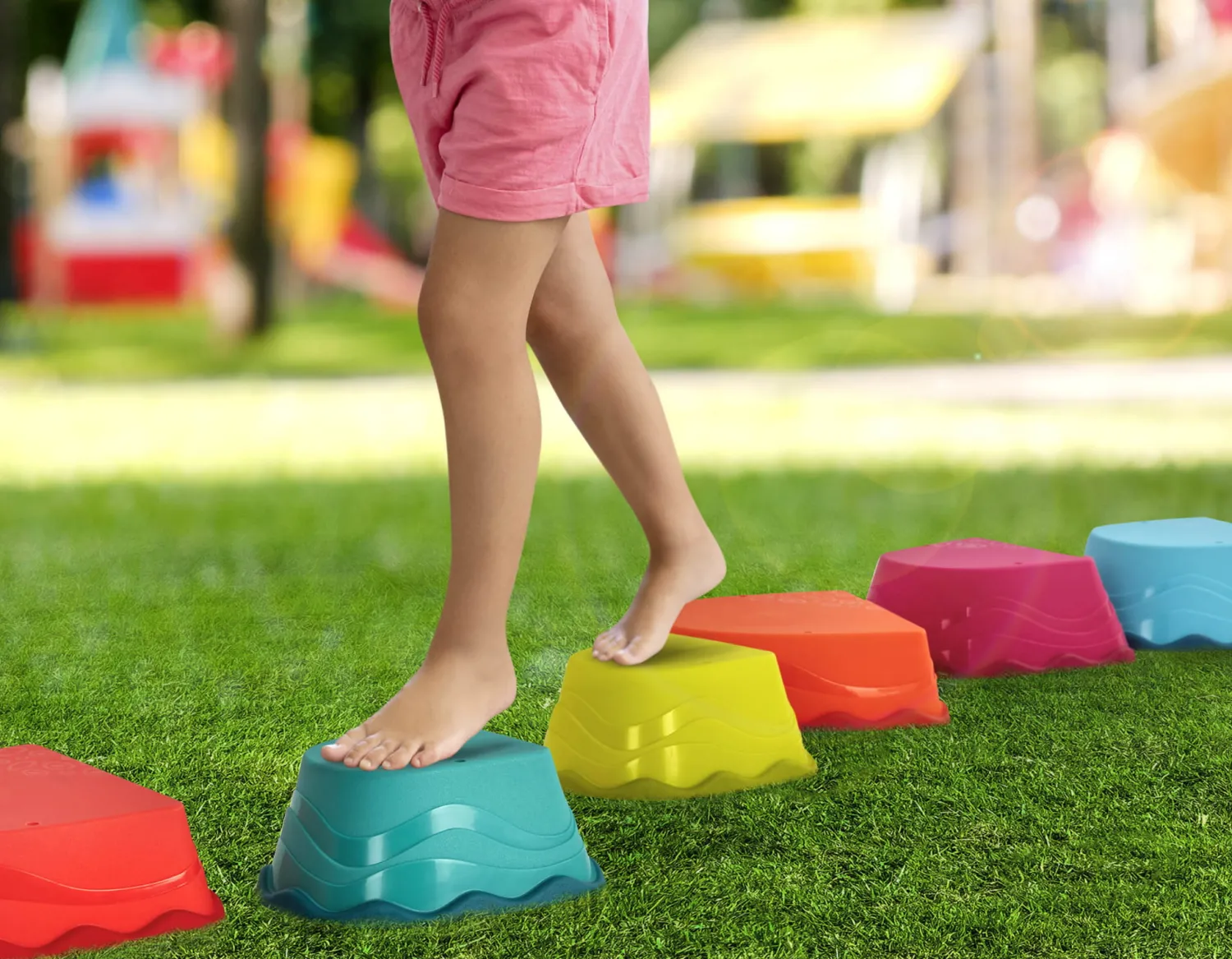 B.Toys Step-n-Stomp – zestaw stepperów – szczudeł dla dzieci