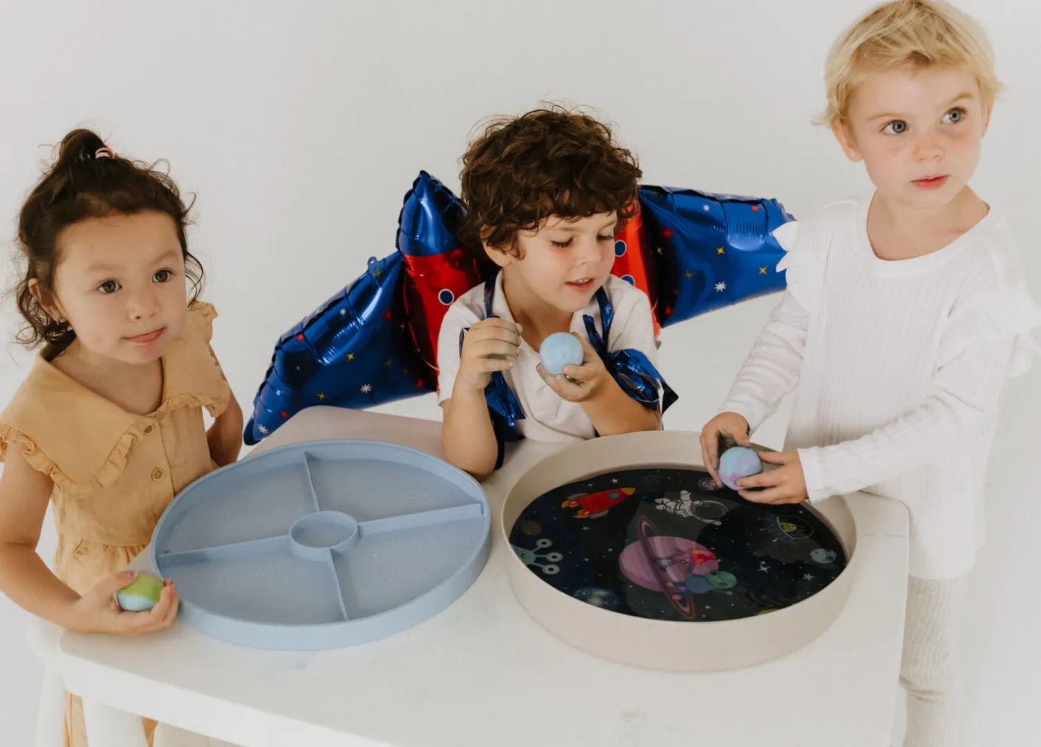 Jellystone Tacka sensoryczna Play Tray 2w1 - Soft Blue