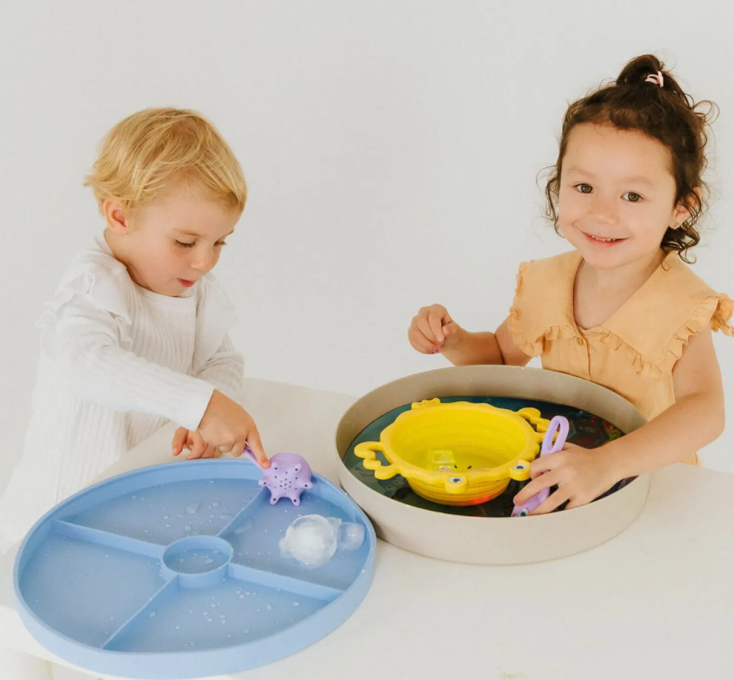 Jellystone Tacka sensoryczna Play Tray 2w1 - Soft Blue