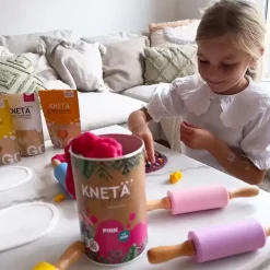 KNETA Wegańska masa plastyczna w puszce XXL, 1kg - czerwona