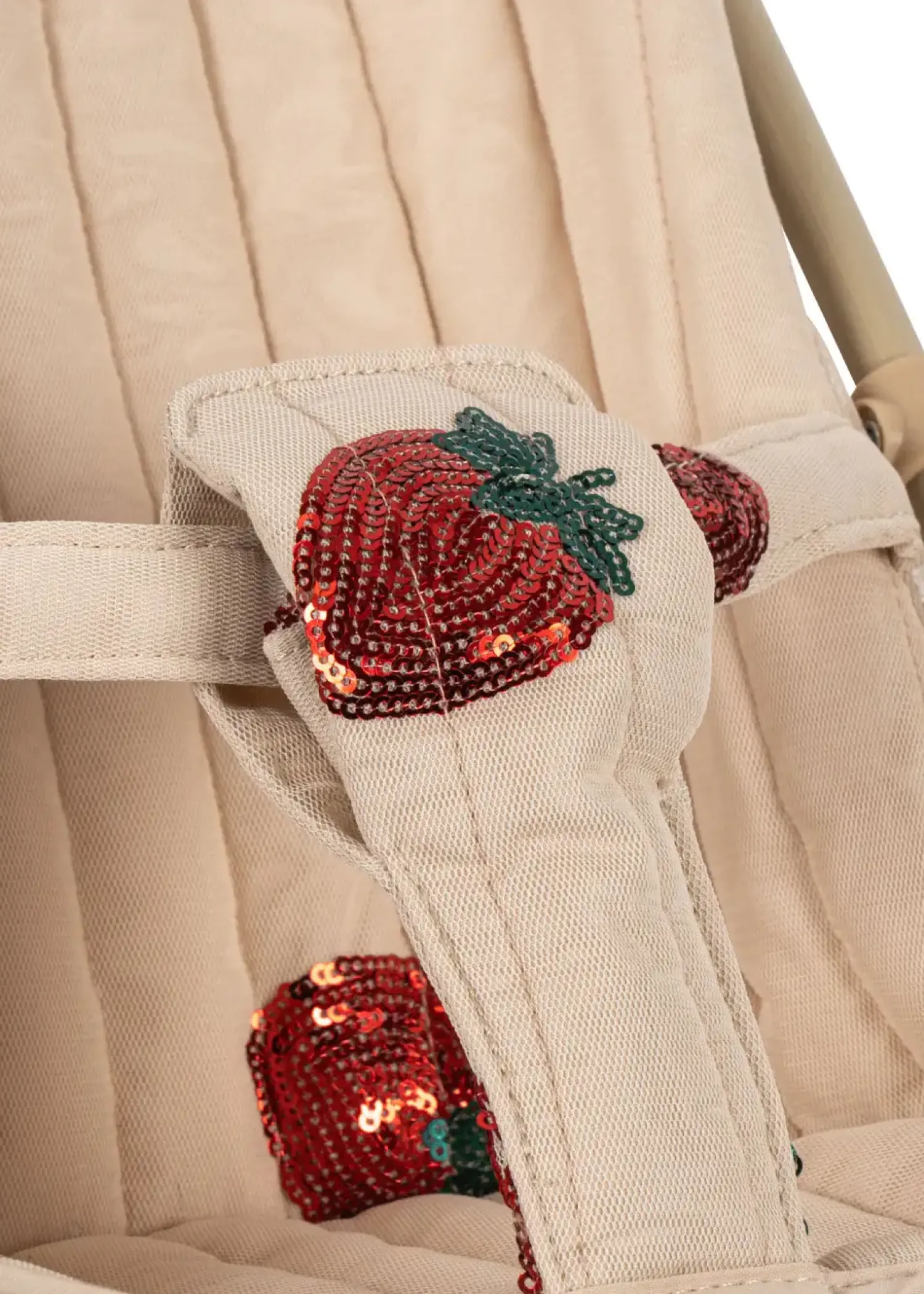 Konges slojd Wózek dla lalek - strawberry