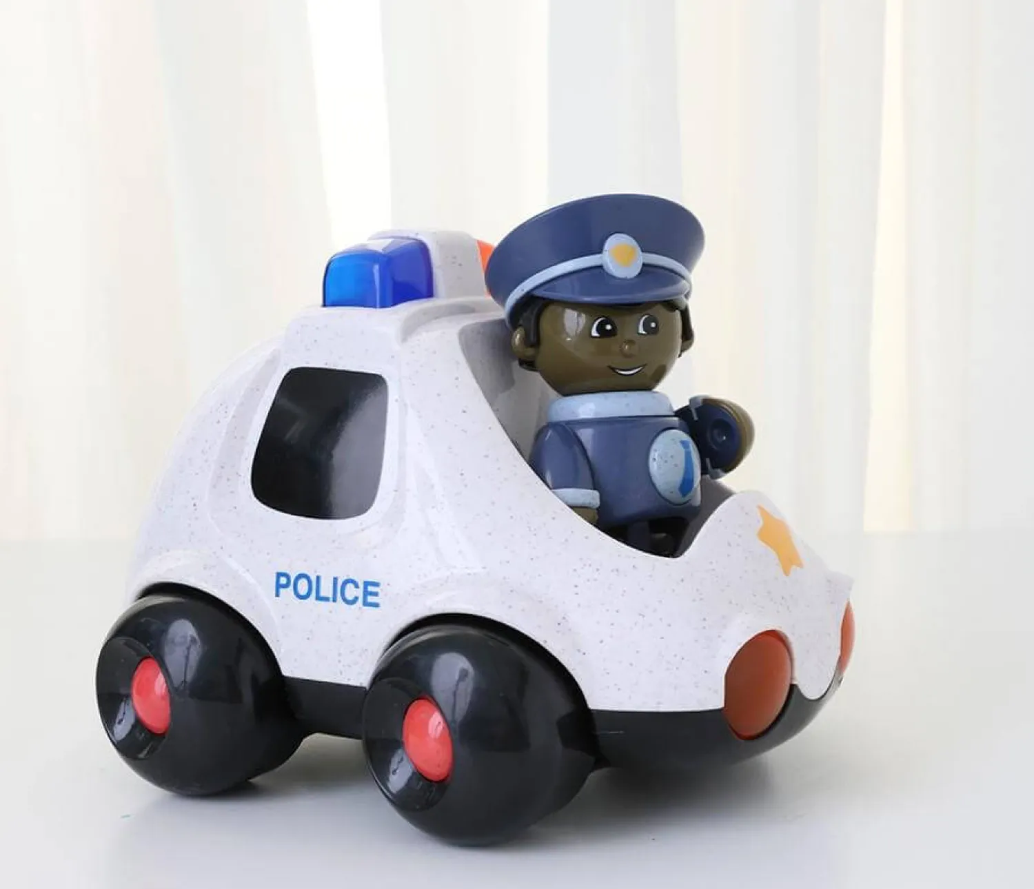 TOLO Bio Wóz policyjny z policjantem