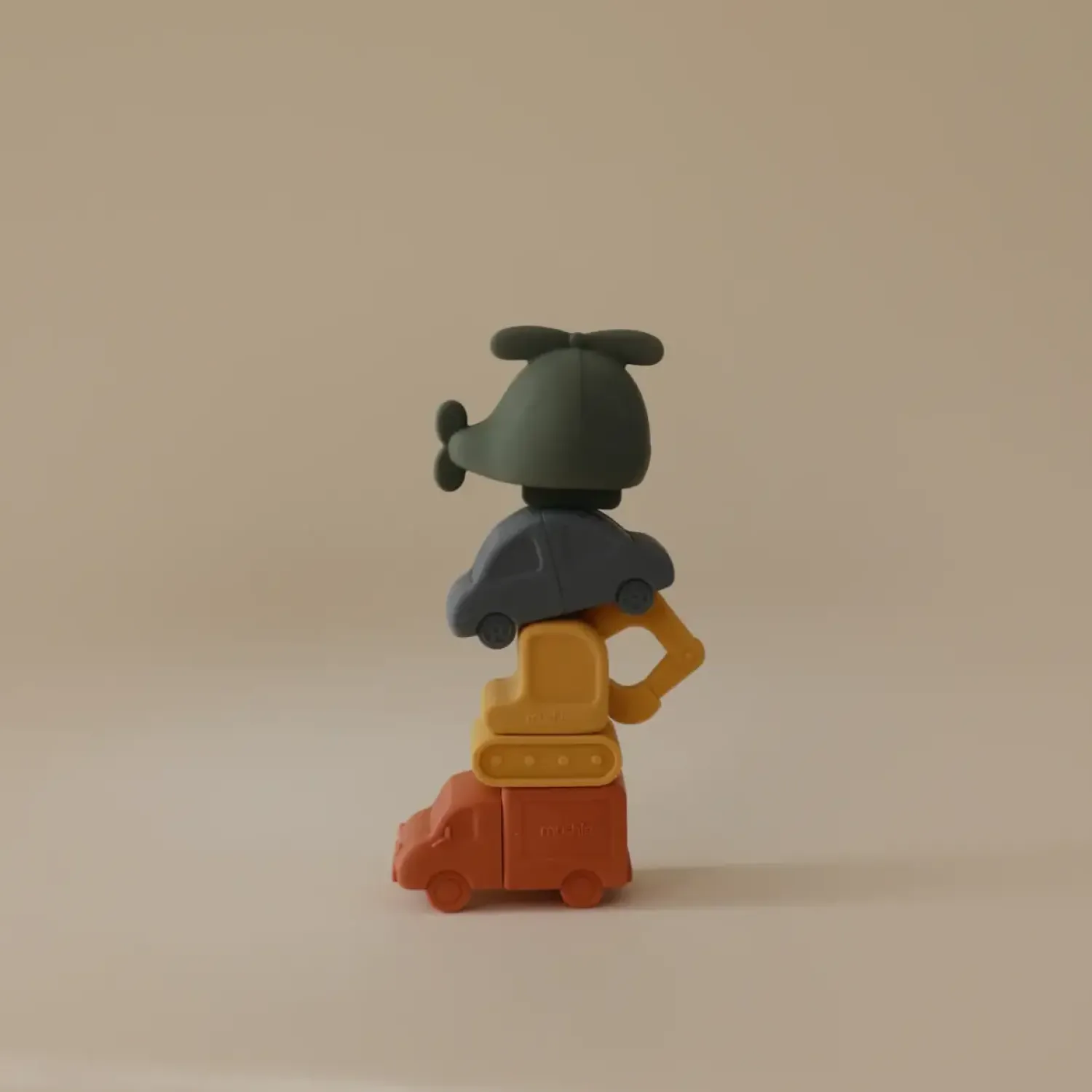 Mushie Zestaw do Kąpieli - Vehicles 4-pack