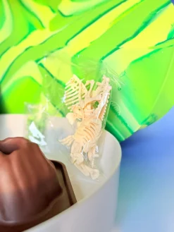 Jellystone Zestaw sensoryczny Świat dinozaurów, tacka + figurki + śnieg sensoryczny